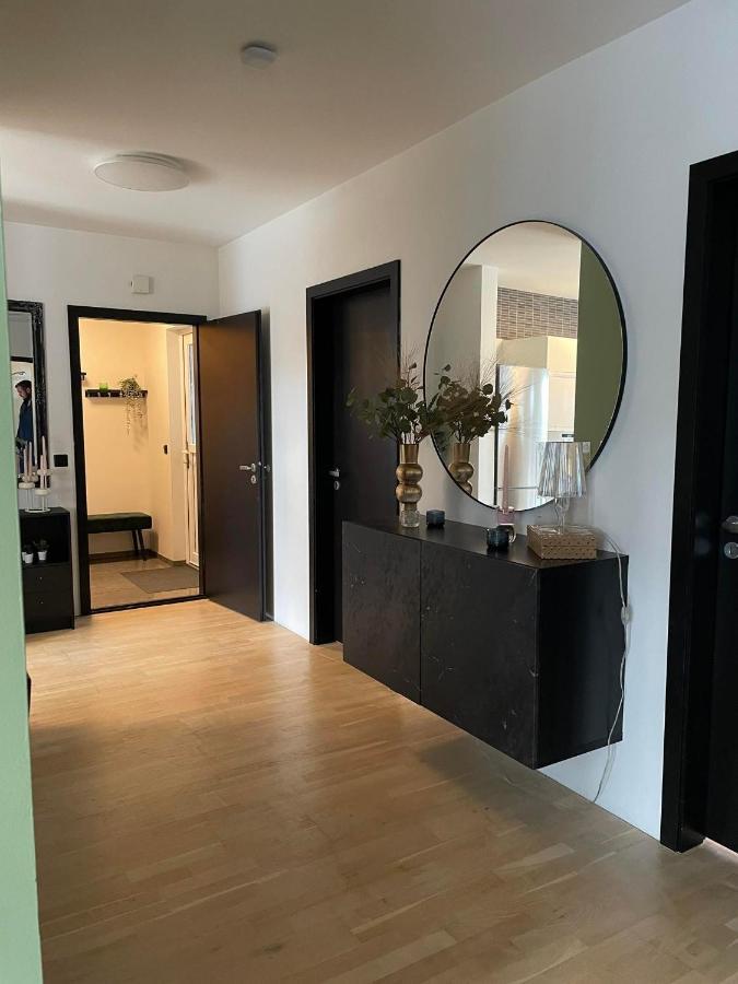 Spacious 3Br Condo Near Blue Lagoon 15M Airport 9M Njarthvik Kültér fotó