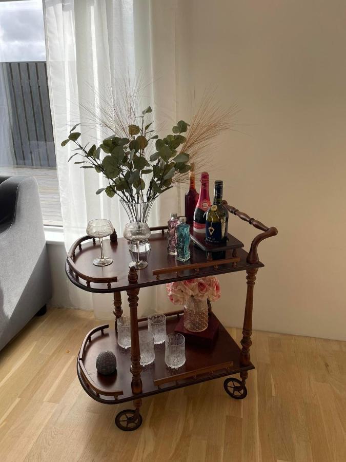 Spacious 3Br Condo Near Blue Lagoon 15M Airport 9M Njarthvik Kültér fotó