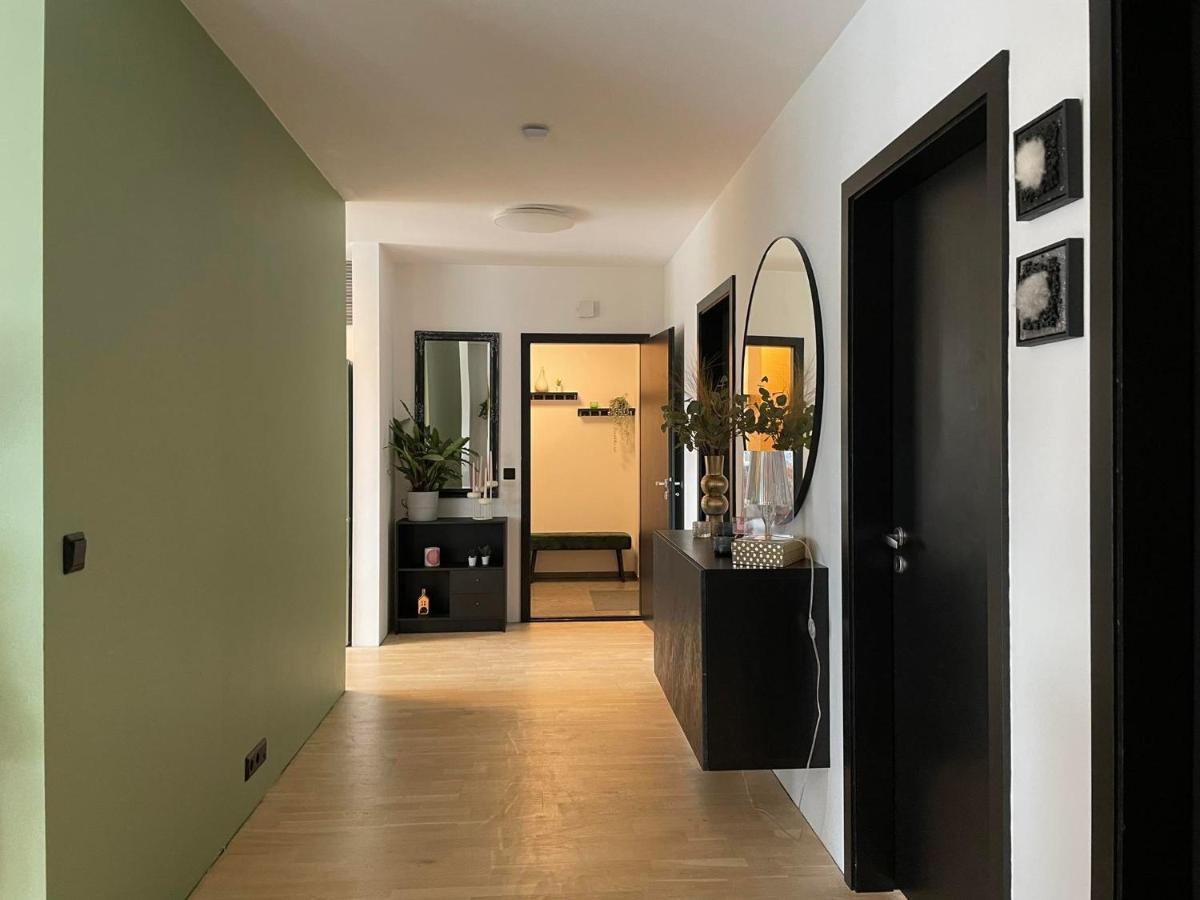 Spacious 3Br Condo Near Blue Lagoon 15M Airport 9M Njarthvik Kültér fotó