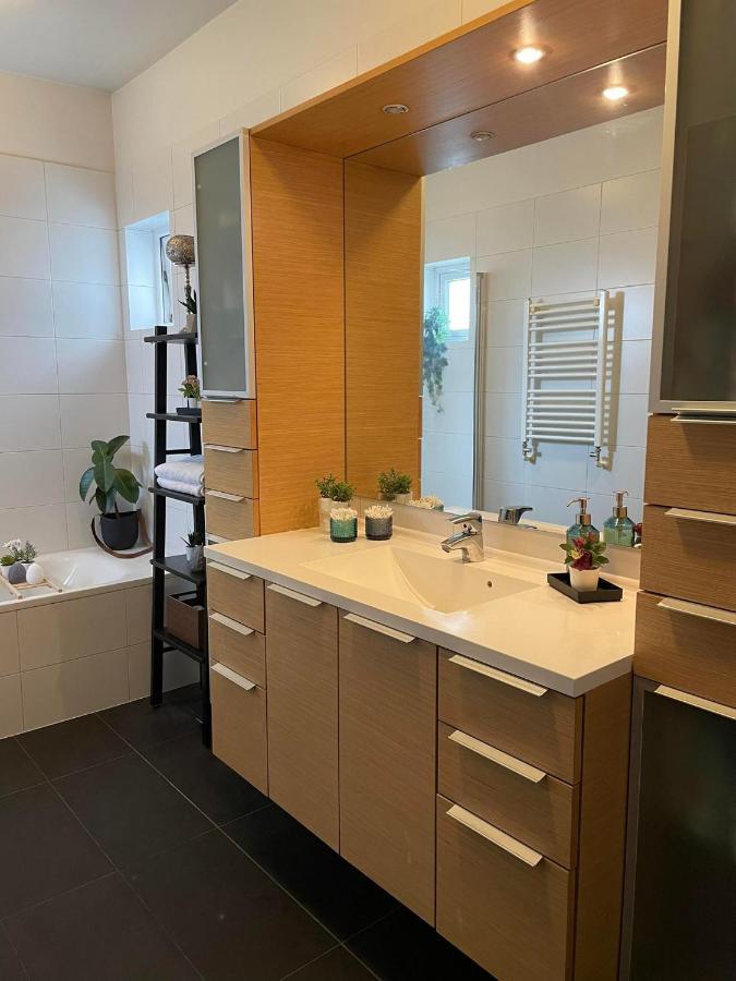 Spacious 3Br Condo Near Blue Lagoon 15M Airport 9M Njarthvik Kültér fotó
