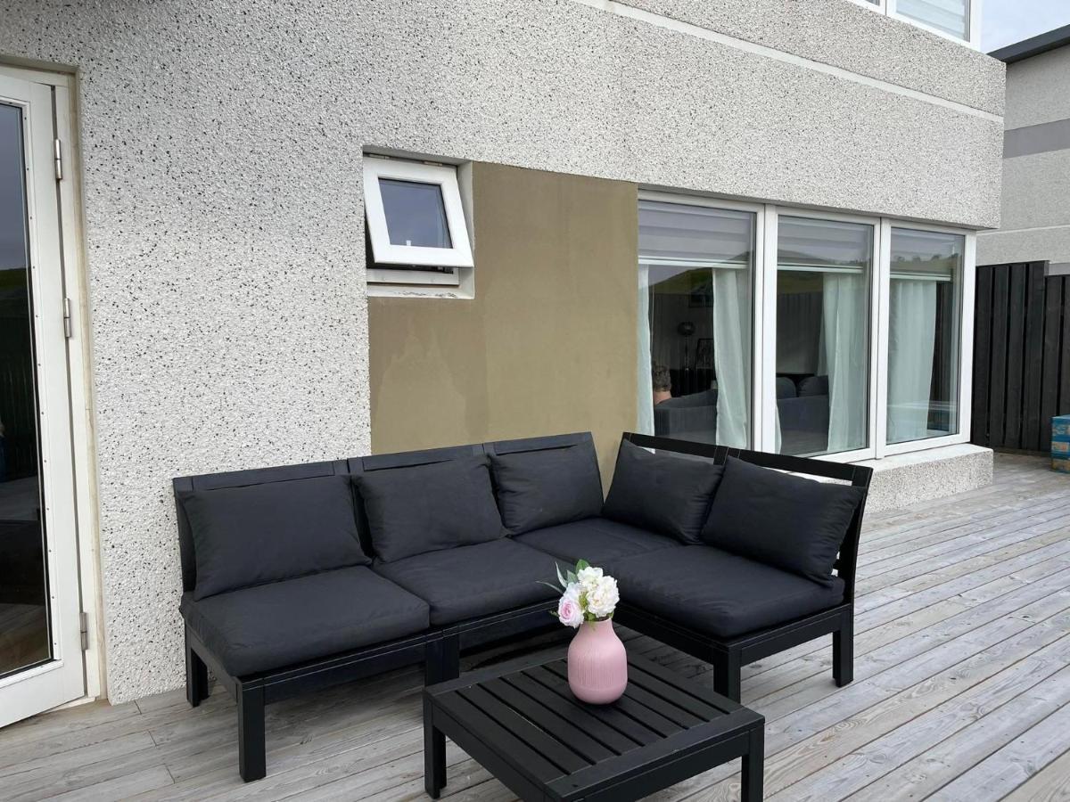 Spacious 3Br Condo Near Blue Lagoon 15M Airport 9M Njarthvik Kültér fotó